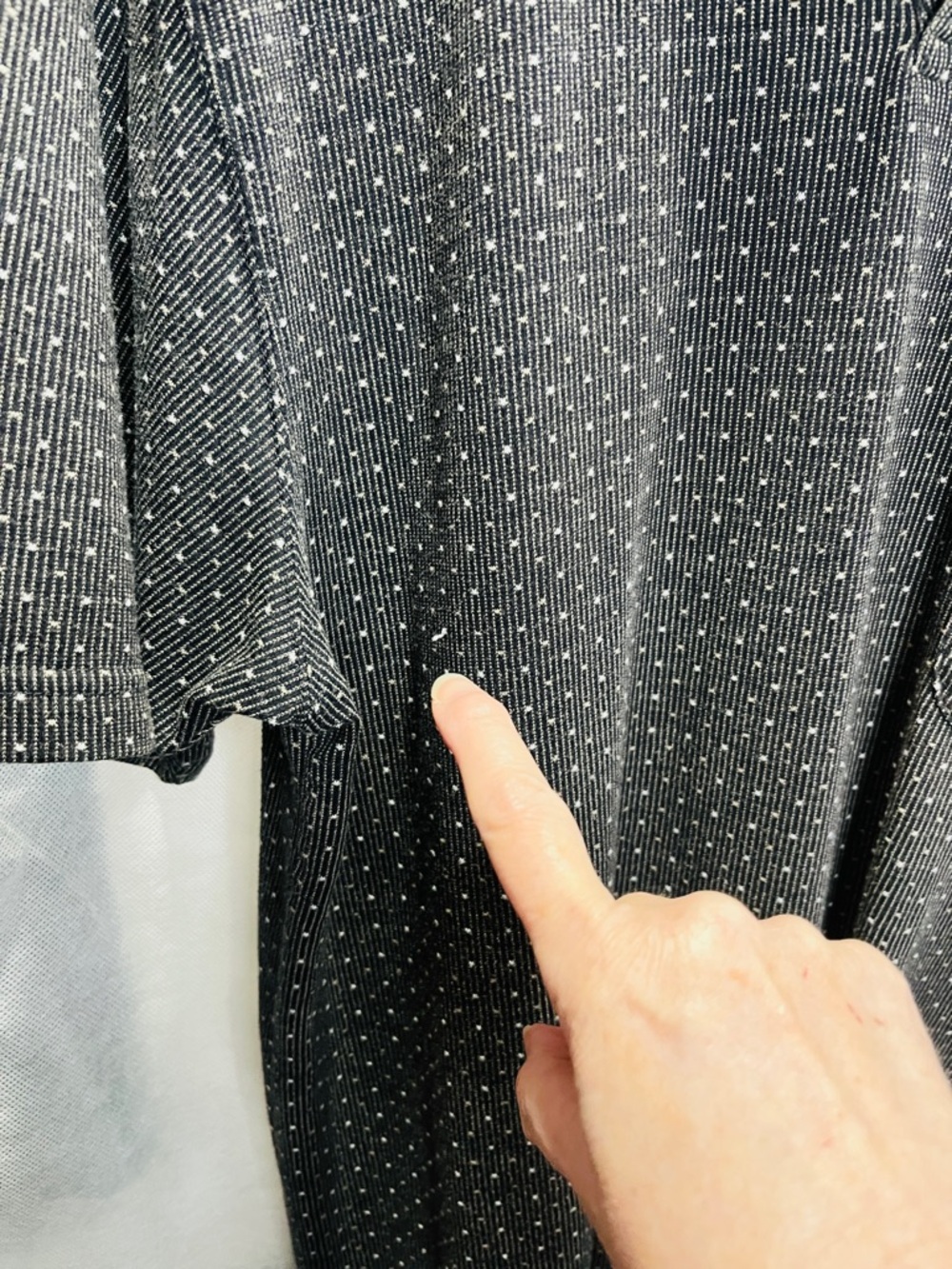 Van Heusen Black and White Patterned Polo - Picture 8 of 8